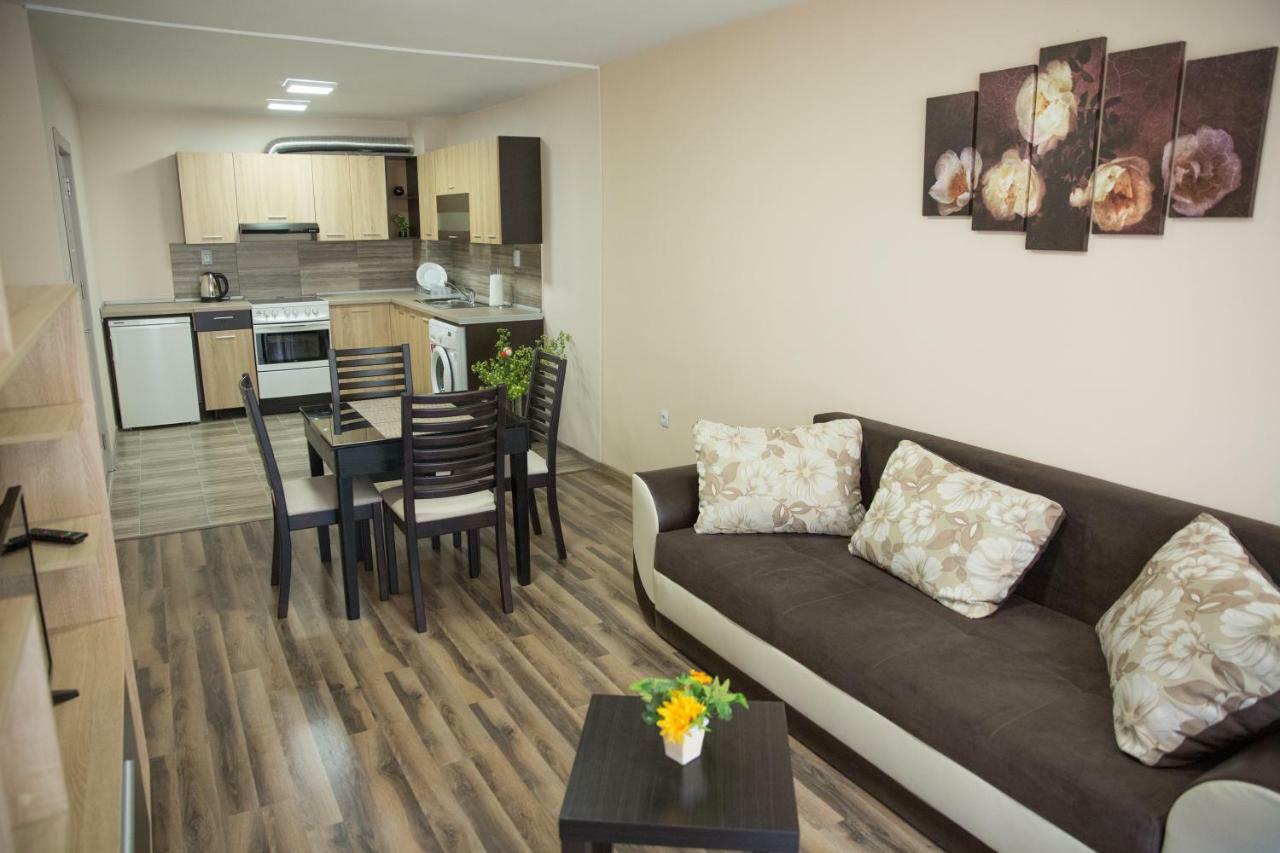 Emalena Apartment 瓦爾納 外观 照片